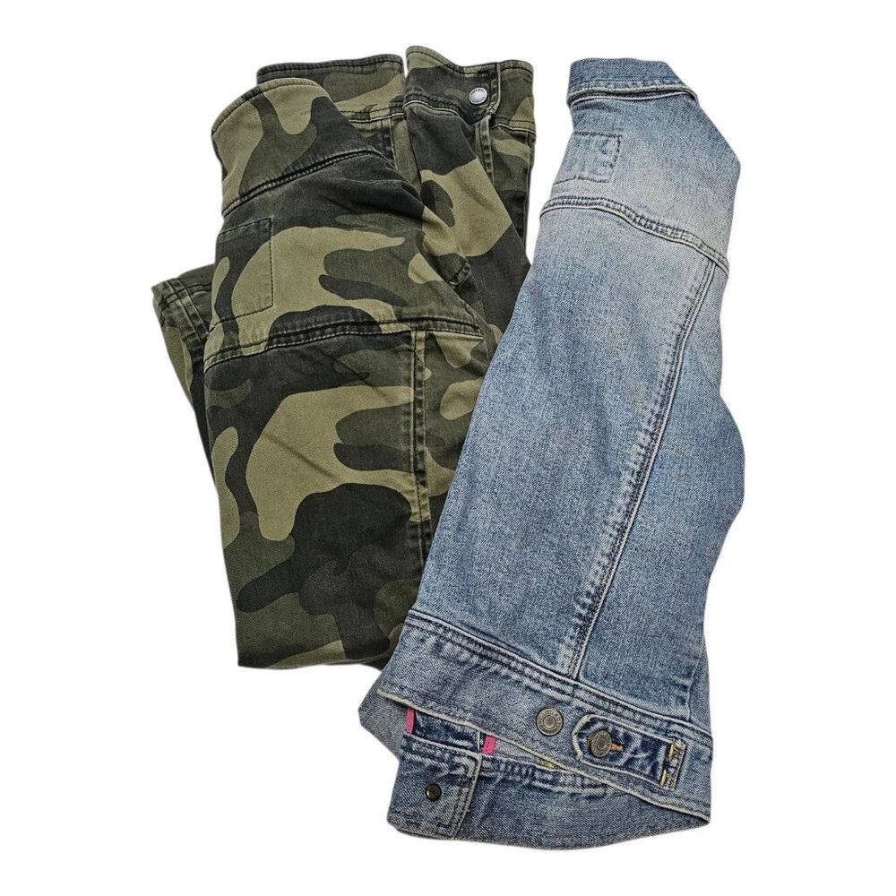 Bundle Hollister Jacket Size Small Camouflage Uti… - image 1